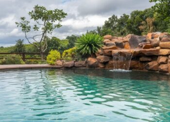 Brilliant Ideas for a Low-Maintenance Outdoor Lifestyle